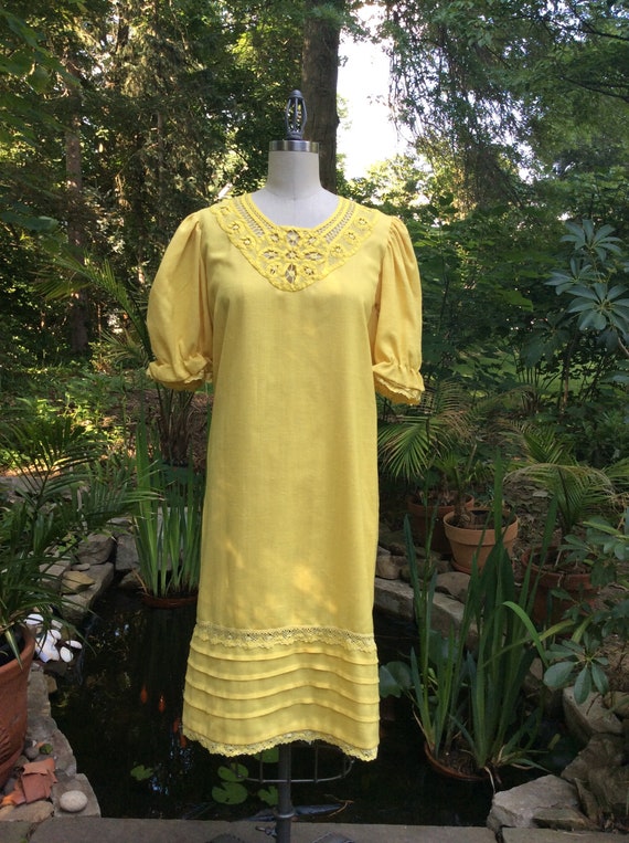 1960s Linen Sunshine Dress . Miss Elaine . - small