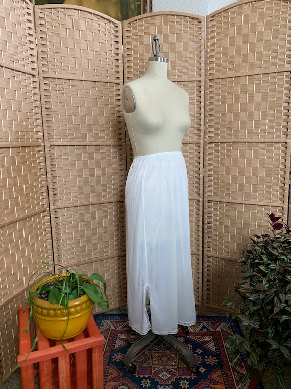 1960's Pillowtab Skirt Slip . Gaymode . - medium