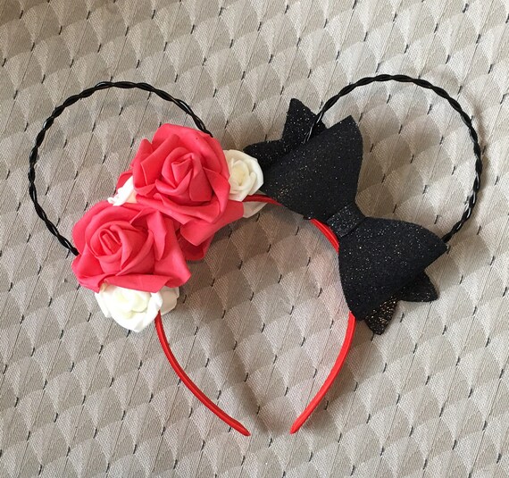 Items similar to Floral wire Minnie Mouse Disney ears on Etsy