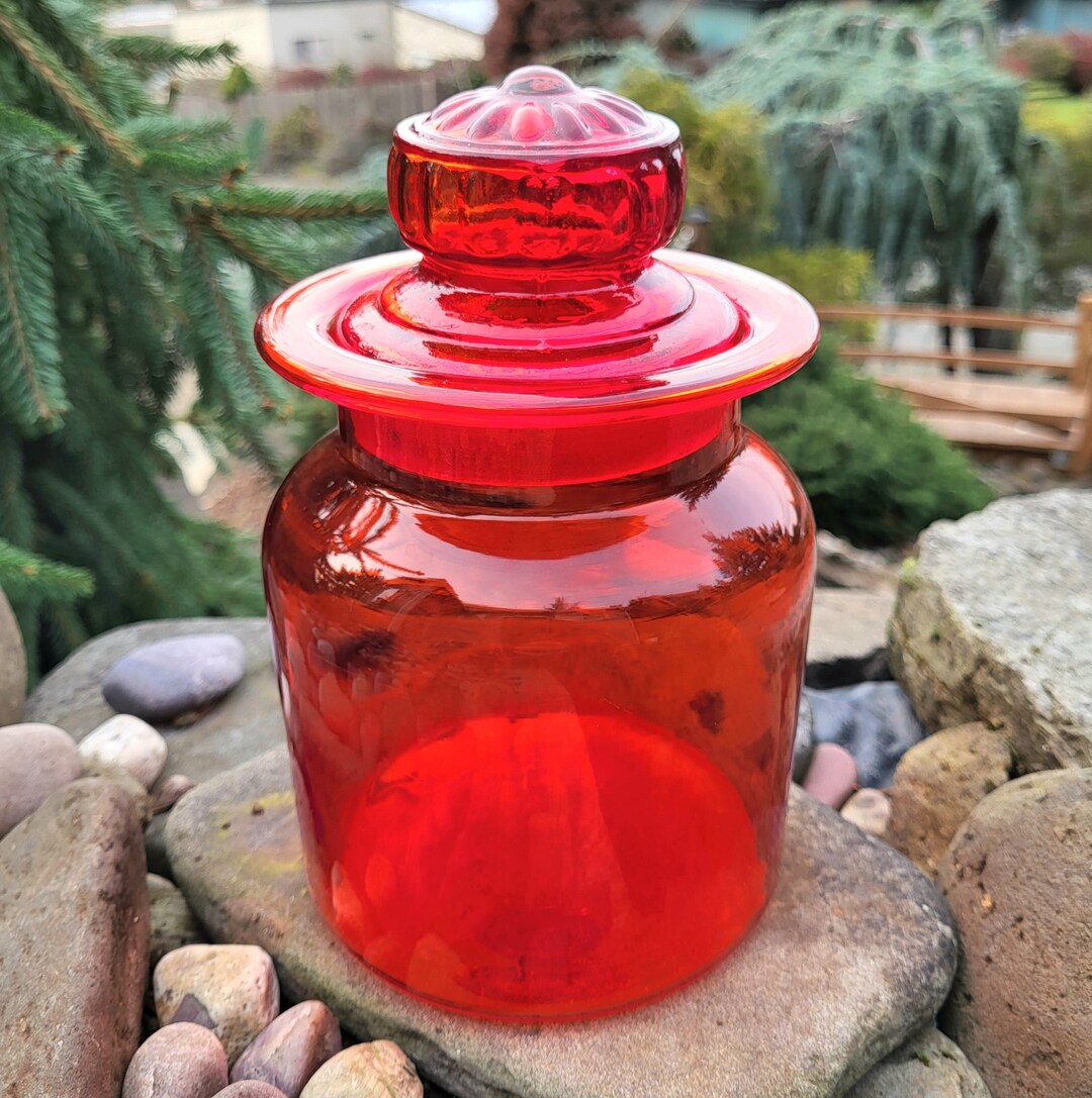 Vintage Takahashi Red Glass Apothecary Jar With Knob Lid Decorative
