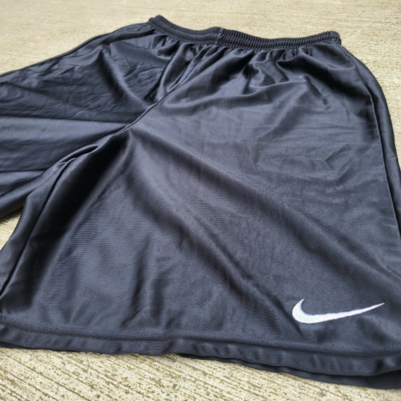 Vintage 90s Nike Basketball Shorts Black Shiny Ve… - image 3