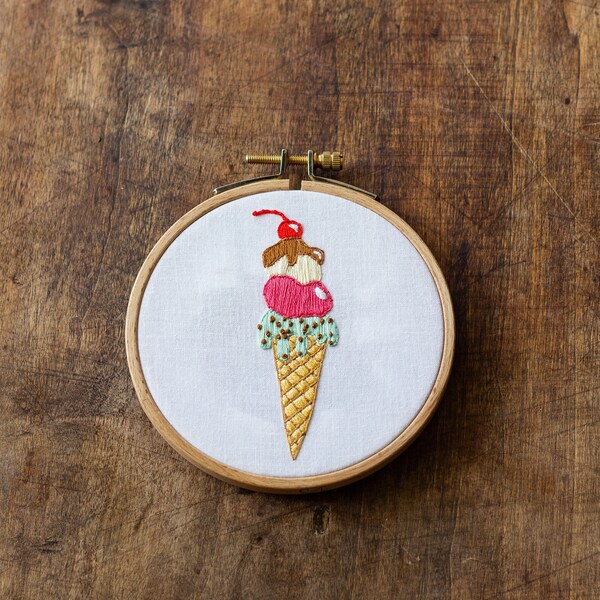 Broderie - Cornet de glace