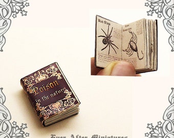 Libro en miniatura para casa de muñecas con veneno en la naturaleza: libro en miniatura a escala 12 que se puede abrir con plantas venenosas de reptiles e insectos: descarga imprimible