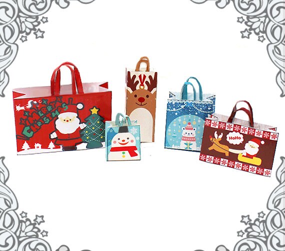 Dollhouse Miniature Single Snowman Gift Bag