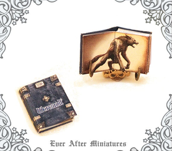 WEREWOLF Dollhouse Miniature Book – 1:12 READABLE Werewolf Miniature Book Werewolf Book – Teen Wolf Halloween Miniatures Imprimable TÉLÉCHARGER