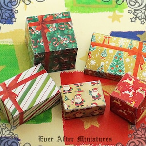 5 VINTAGE Miniatur Weihnachtsgeschenkboxen Set - 1:12 Viktorianische Weihnachtspuppenhaus Miniatur Weihnachtsgeschenkboxen Puppenhaus druckbare DOWNLOAD