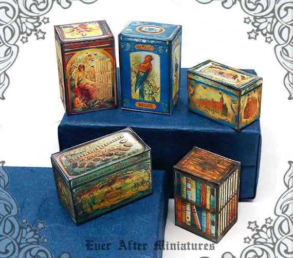 dollhouse in a tin