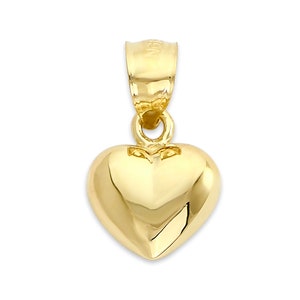 Real Solid Gold Heart Pendant in Polish in 10k or 14k Gold, Heart Necklace with Gold Chain Romantic Gift Personalized Room for Engraving