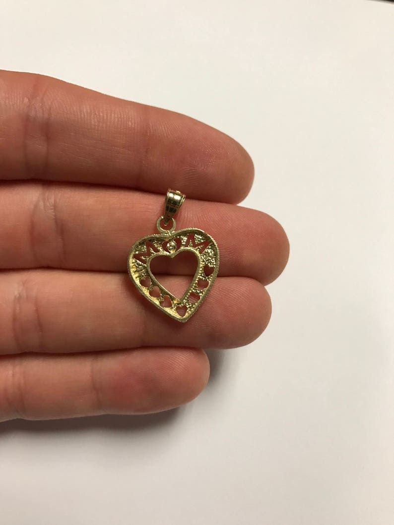 10k White Gold Heart Mom Necklace