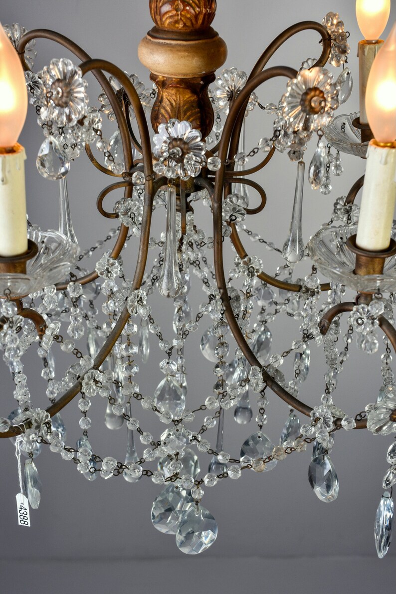 Italian Crystal and Gilt Wood Six Light Chandelier c.1920 4388 image 5