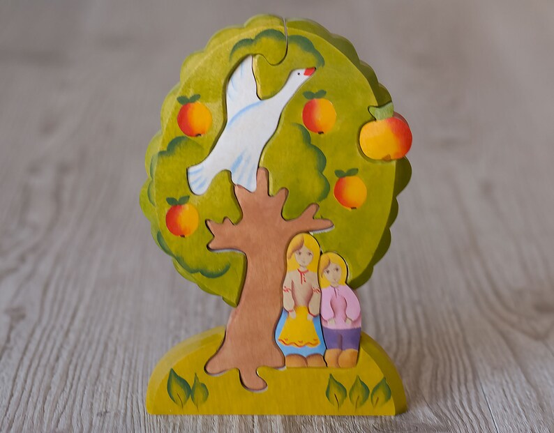Handmade Painted toy swan apple tree miniature Waldorf wood puzzle figurine Wooden toy animal