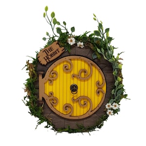 Hobbit door,yellow, Samwise Gamgee, fantasy, wooden, shire, Fandom decoration, Hobbitcore, Lord of the rings gift.