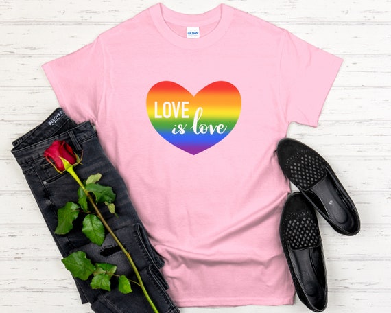 Love Pride T-shirt Rainbow Heart 