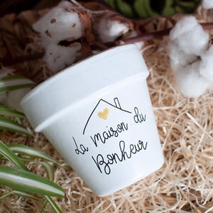 Cache pot / Pot de fleur en terre cuite : La maison du bonheur