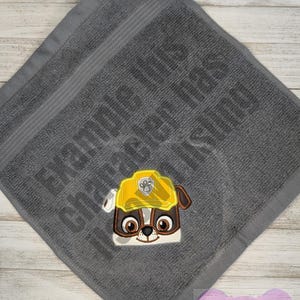 Mandalorian Hooded Towel, Star Wars Hooded Towel, OS Towel , Mandalorian Towel, Pool Towel Set, Mandalorian Bath Towel, Personalized Towel bild 3