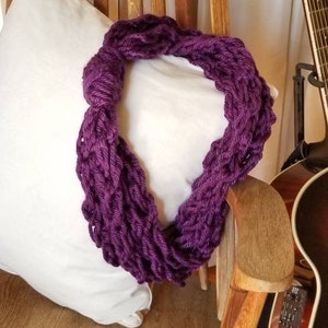 The Christine Scarf: infinity.circle.necklace.cowl.long.extra long.warm.soft.chunky.yarn.handmade. image 1