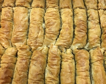 Greek Baklava, 9 pieces rolled saragli style finger size baklava