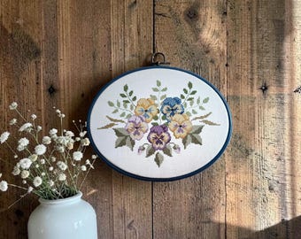 Vintage Pansy Floral Cross titch Wall Art, Oval Framed Embroidery, Cottagecore decor
