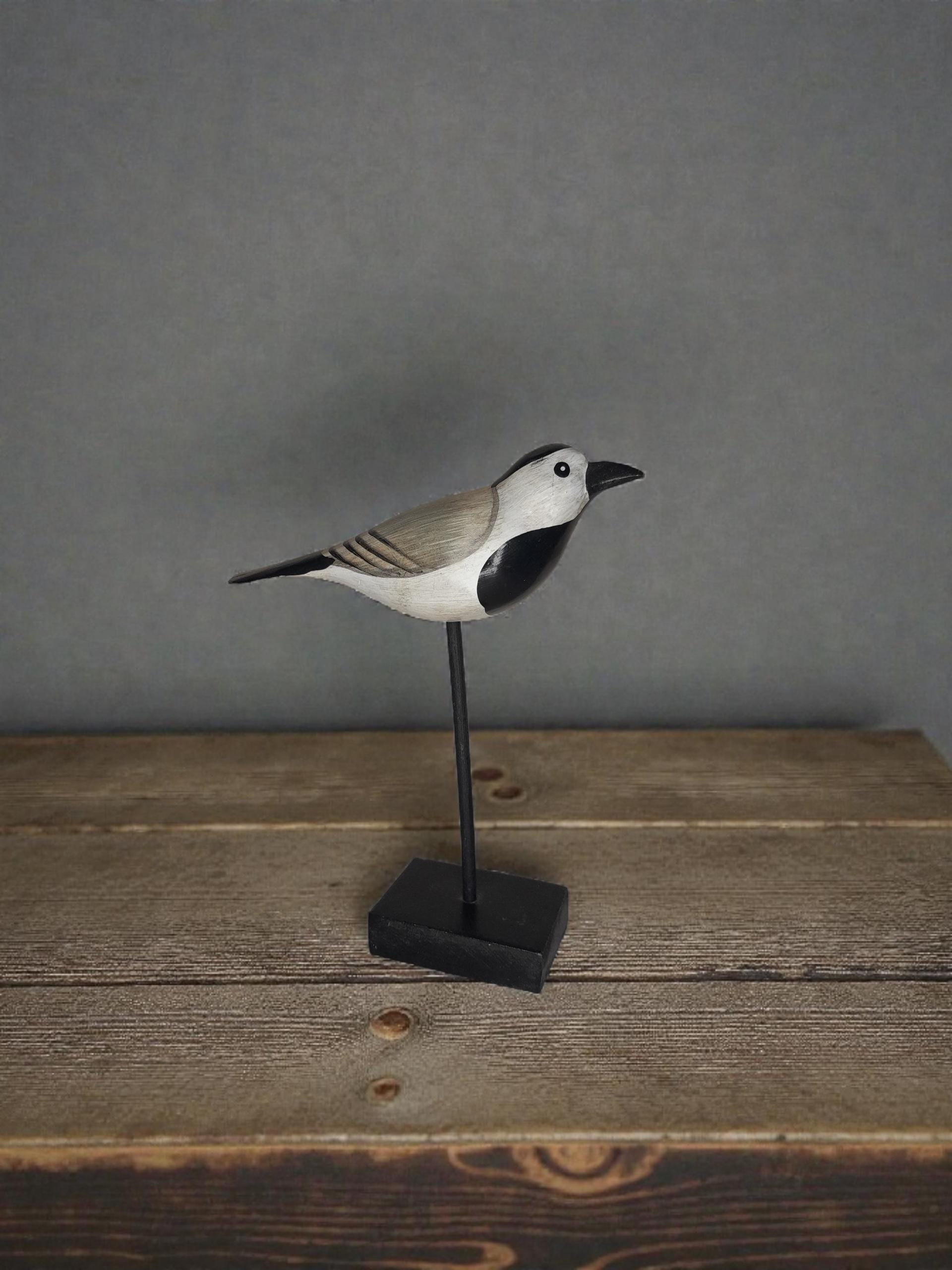 彫刻された木製の鳥 - Etsy 日本