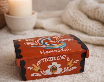 Vintage Norwegian Hand Painted Wooden Box, Folk Art Trinket Box, Scandinavian Rosemaling Small Keepsake Box