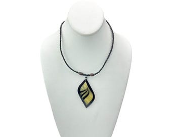 Handmade Cow Horn Leaf Shape Pendant Necklace
