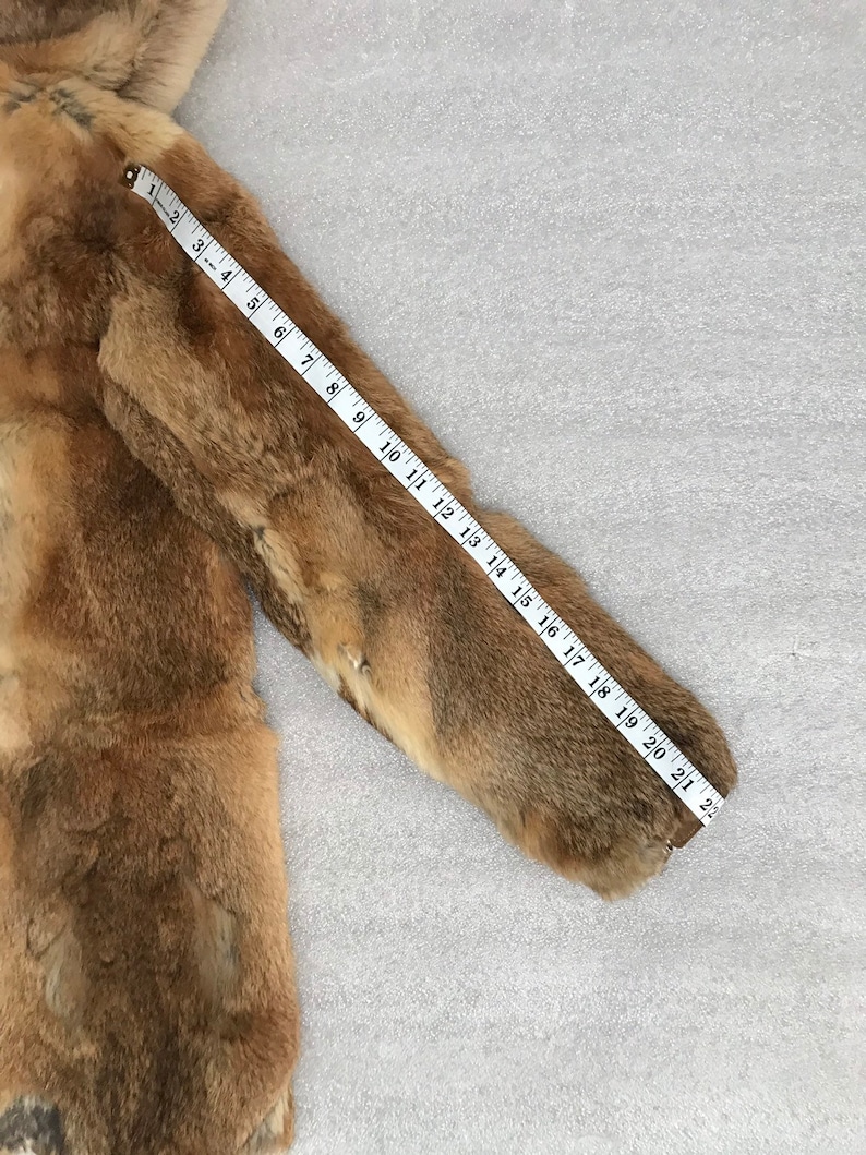 Women/'s short rabbit fur coat; beige fur coat; fur coat with big hood; fur coat zippered; warm fur coat sporty style; women/'s size medium.