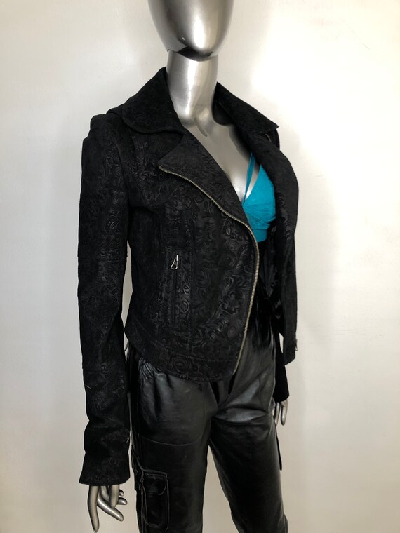Black Real Sued Woman Jacket With Zipper And Pocke