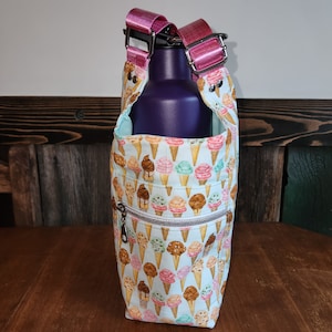 Water bottle sling, crossbody, H2O2GO, with pocket
