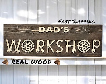 Personalized Wood Workshop Sign: 3D Lettering, Rustic Pallet Style