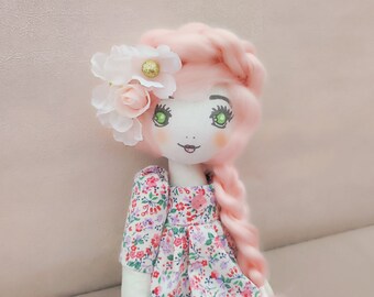 Ragdoll fait à la main, cadeau pour fille, poupée de chiffon, poupées en tissu personnalisé, première poupée Art