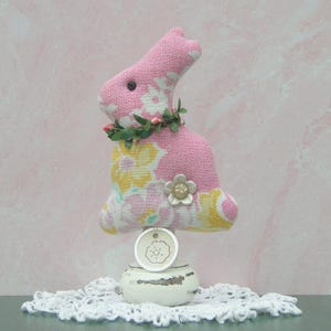 ONE PINK Primitive 1930's Easter Bunny Rabbit Make-Do, OLD Doorknob, Cupboard Tuck, Spring Decor, Shelf Sitter, French Farmhouse Gathering,