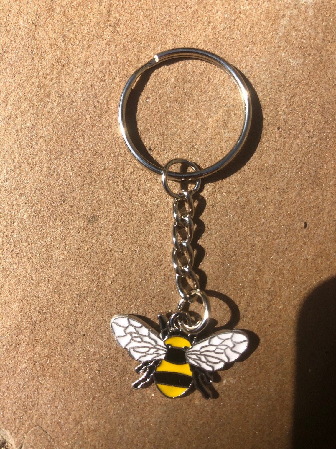 Enamel bee keyring Etsy