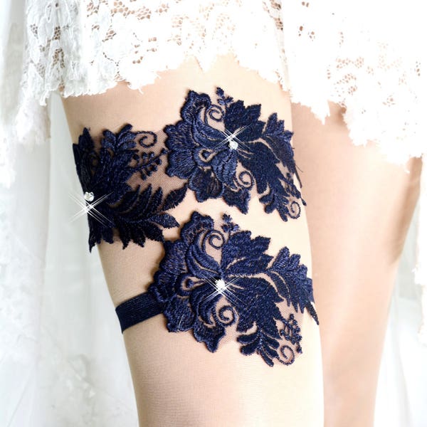 Ensemble jarretière de mariage en dentelle bleu très foncé, jarretière de mariée pour la fête des mariées, cadeau bleu foncé, jarretière de mariage quelque chose, ensemble de jarretelles bleu en dentelle de feuilles