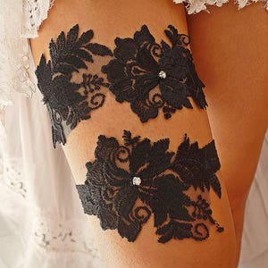 Black Lace Goth Wedding Garter Set For Bride Bridal Black Sexy Lingerie Garters sets For Wedding Plus Size garter set Garter Belt Black Gift