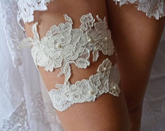 Garter Set Ivory Wedding Bridal Garter Belt, Ivory Lace Wedding Gift Ivory Garter Belt, Wedding Garter in Vintage Boho Wedding Bridal Garter