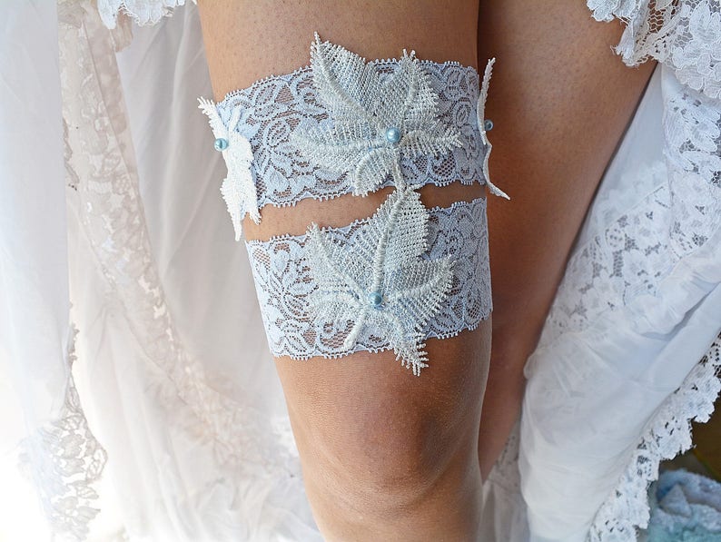 Leaf Blue Garter Light Blue Garter Lace Garter Blue Bridal Garter Set Garter Blue White Wedding Set Bridal Garter Blue Bridal Lace Garter