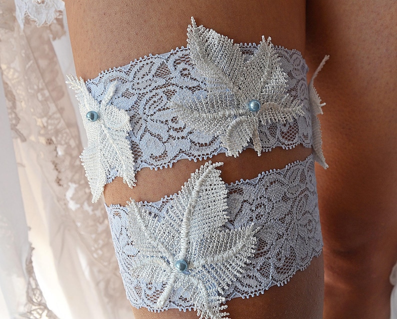 Leaf Blue Garter Light Blue Garter Lace Garter Blue Bridal Garter Set Garter Blue White Wedding Set Bridal Garter Blue Bridal Lace Garter