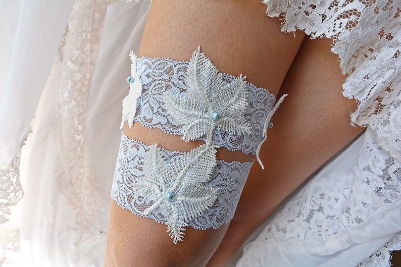 Leaf Blue Garter Light Blue Garter Lace Garter Blue Bridal Garter Set Garter Blue White Wedding Set Bridal Garter Blue Bridal Lace Garter