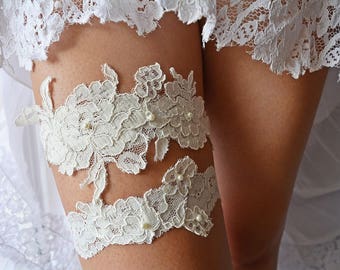 Bridal Ivory Wedding Toss & Keep Garter Set For Brides, Prom Ivory Lace Garters, Toss Wedding Garters, Lace Flower Set Of Garter For Brides