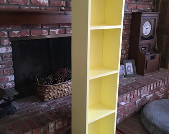 Space efficient bookcase