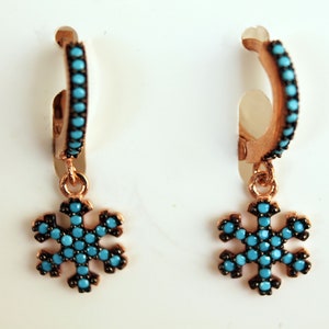 Snowflake Earrings, Turquoise Earrings, Tiny Silver earrings, 925sterling silver Handmade Earrings