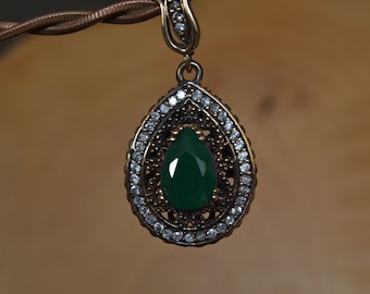 Silver Emerald pendant, Simple and Elegant Jewelry, mystery of the east Pendant, Complementing evening dress