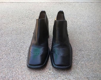 CoSTUME NATIONAL Chunky Heel Pump Shoes Size 38