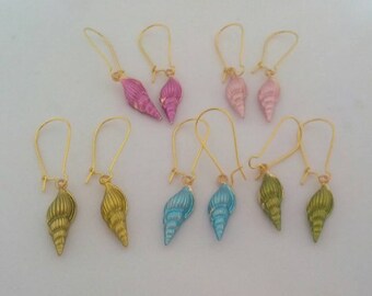 Pendientes de concha de oro