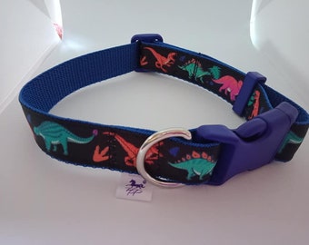 Dinosaur print adjustable dog collar