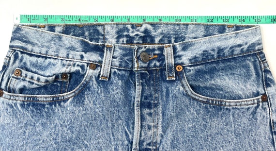 Levis W30 L29 USA 501 Slim Vintage Jeans Faded Ac… - image 8
