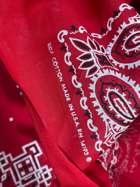 1960s Fast Color Uncut Deadstock Bandana USA CLEAN 88… Gem
