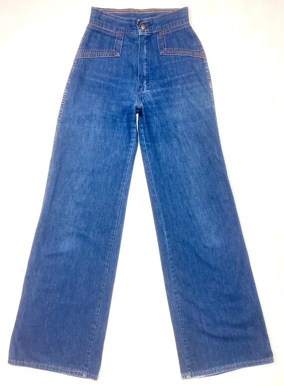 PlushBottom W23 L32 Bell Bottom Jeans Lovely Light Co… Gem