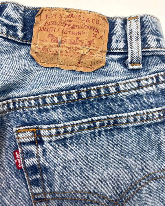 Levis W30 L29 USA 501 Slim Vintage Jeans Faded Ac… - image 7