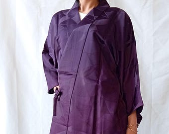 Vintage Purple Kimono Jacket – Japanese Dochugi Haori for Women Size XL, Minimalist Kimono Cardigan in Textured Polyester